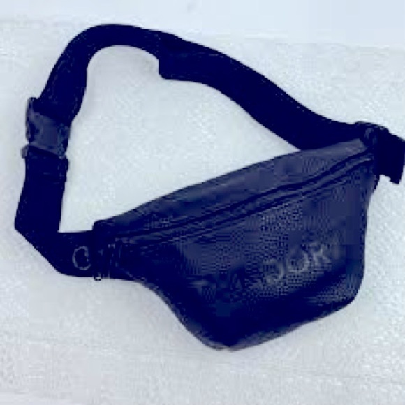 Black Pandora Women/Men’s Belt Bag Zipper Closure Fanny Pack - Picture 10 of 10